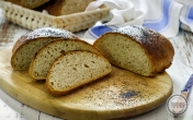 Chleb pszenny z makiem